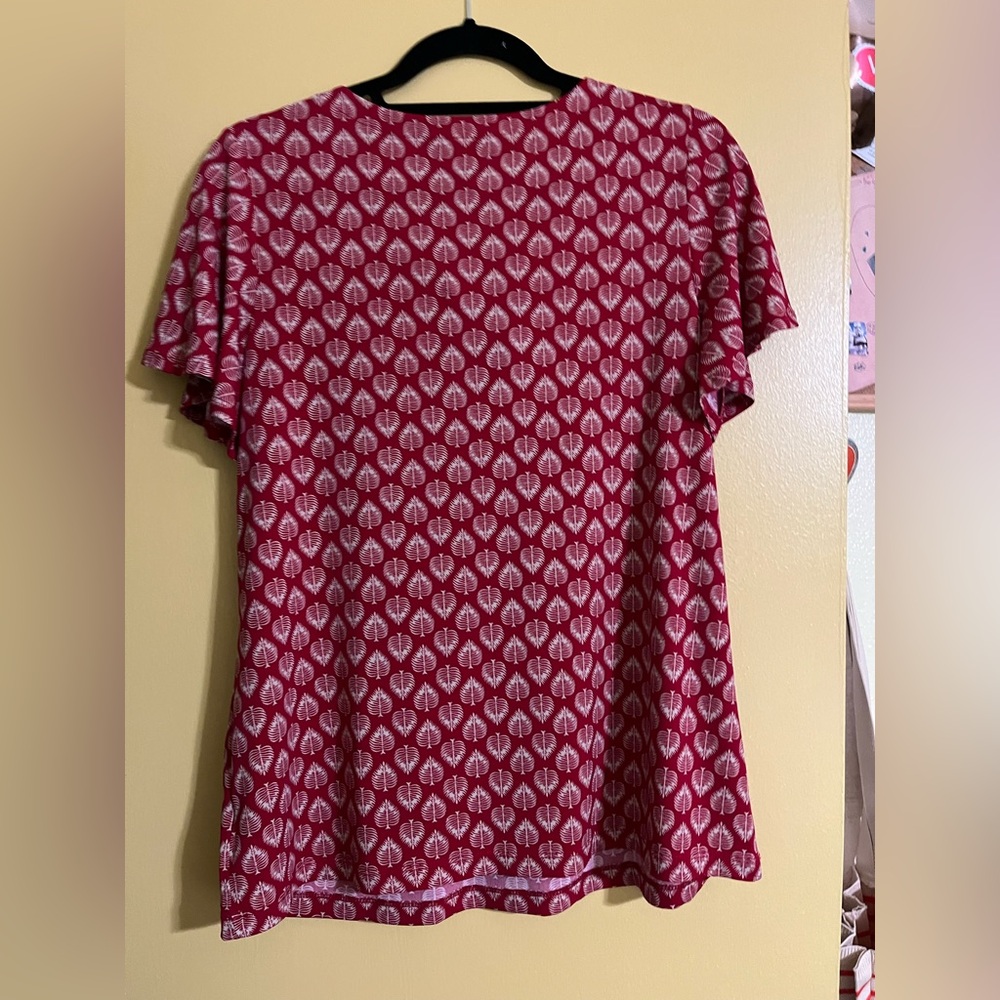 Liz Claiborne Fuchsia Short-Sleeve Tie-Front Blouse - Picture 2 of 5